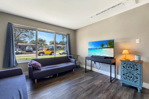 Casa en venta en Hollywood, Florida, 2 dormitorios, 88.07 m2 № 2250518 - foto 13