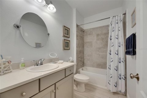 Villa ou maison à vendre à Apollo Beach, Floride: 4 chambres, 257.71 m2 № 1656795 - photo 15