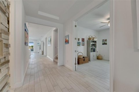 Villa ou maison à vendre à Apollo Beach, Floride: 4 chambres, 257.71 m2 № 1656795 - photo 17