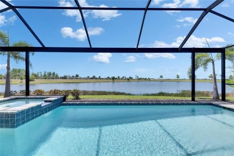 Villa ou maison à vendre à Apollo Beach, Floride: 4 chambres, 257.71 m2 № 1656795 - photo 2