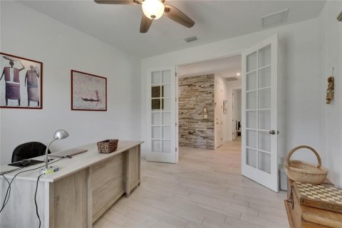 Villa ou maison à vendre à Apollo Beach, Floride: 4 chambres, 257.71 m2 № 1656795 - photo 21