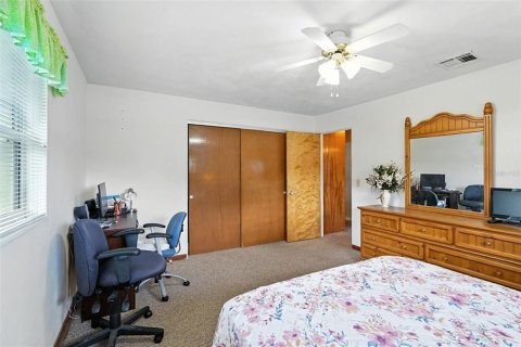 House in Tavares, Florida 2 bedrooms, 105.91 sq.m. № 1839981 - photo 20