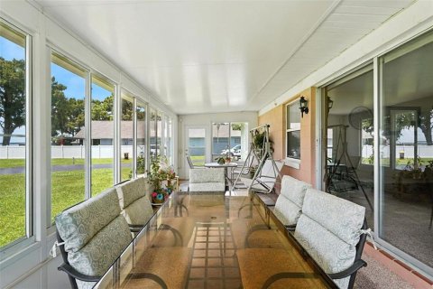 House in Tavares, Florida 2 bedrooms, 105.91 sq.m. № 1839981 - photo 10