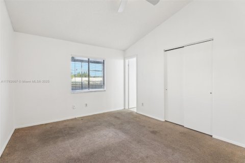 Купить виллу или дом в Киссимми, Флорида 3 спальни, 123.19м2, № 1969486 - фото 23