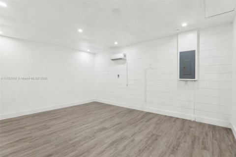 Купить виллу или дом в Киссимми, Флорида 3 спальни, 123.19м2, № 1969486 - фото 29