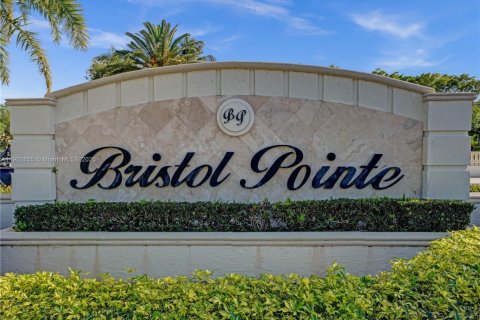 Villa ou maison à vendre à Delray Beach, Floride: 5 chambres, 422.05 m2 № 1954021 - photo 1