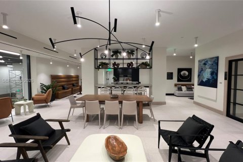Condo in Miami, Florida, 2 bedrooms  № 2241168 - photo 22