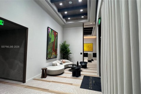 Condo in Miami, Florida, 2 bedrooms  № 2241168 - photo 17