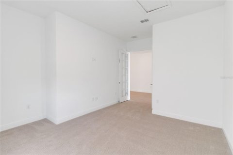House in Orlando, Florida 4 bedrooms, 325.53 sq.m. № 1572342 - photo 26