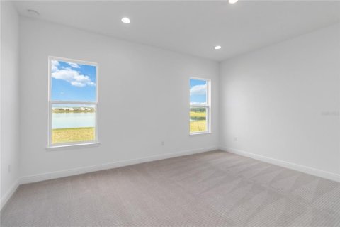 House in Orlando, Florida 4 bedrooms, 325.53 sq.m. № 1572342 - photo 19