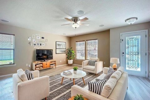 House in Jacksonville, Florida 3 bedrooms, 177.26 sq.m. № 1816108 - photo 2