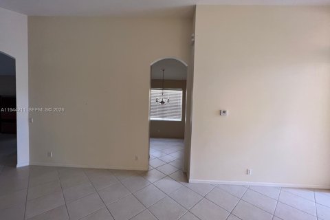 House in Lake Worth, Florida 3 bedrooms, 184.88 sq.m. № 2000644 - photo 16