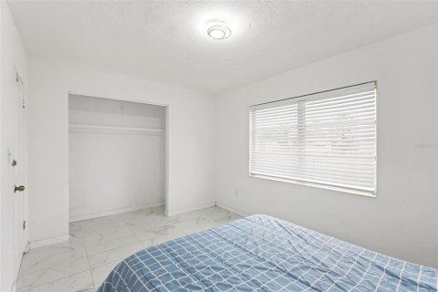 Villa ou maison à vendre à Bradenton, Floride: 2 chambres, 74.97 m2 № 2408957 - photo 17