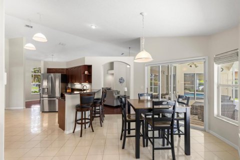 House in Spring Hill, Florida 4 bedrooms, 231.61 sq.m. № 2138404 - photo 15