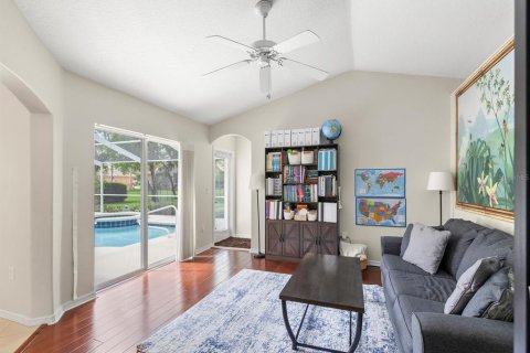 House in Spring Hill, Florida 4 bedrooms, 231.61 sq.m. № 2138404 - photo 29