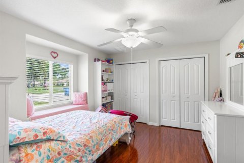 House in Spring Hill, Florida 4 bedrooms, 231.61 sq.m. № 2138404 - photo 30