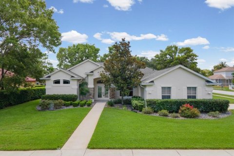 House in Spring Hill, Florida 4 bedrooms, 231.61 sq.m. № 2138404 - photo 2