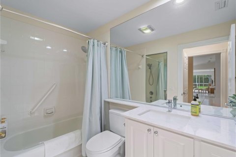 Villa ou maison à vendre à Sarasota, Floride: 2 chambres, 157.28 m2 № 1675655 - photo 27