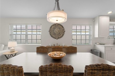 Villa ou maison à vendre à Sarasota, Floride: 2 chambres, 157.28 m2 № 1675655 - photo 13