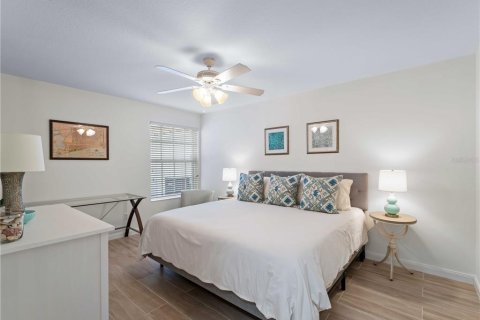 Villa ou maison à vendre à Sarasota, Floride: 2 chambres, 157.28 m2 № 1675655 - photo 24