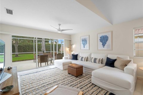 Villa ou maison à vendre à Sarasota, Floride: 2 chambres, 157.28 m2 № 1675655 - photo 14