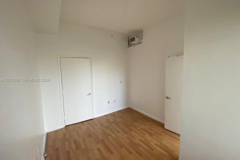 Copropriété à louer à Miami, Floride: 2 chambres, 80.55 m2 № 2066492 - photo 11