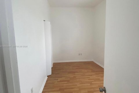 Copropriété à louer à Miami, Floride: 2 chambres, 80.55 m2 № 2066492 - photo 13