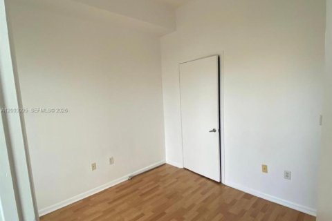 Copropriété à louer à Miami, Floride: 2 chambres, 80.55 m2 № 2066492 - photo 8