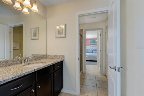 House in Kissimmee, Florida 9 bedrooms, 407.93 sq.m. № 1354277 - photo 15