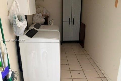 Casa en venta en Port St. Lucie, Florida, 3 dormitorios, 151.34 m2 № 2078112 - foto 18