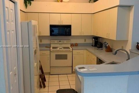 Casa en venta en Port St. Lucie, Florida, 3 dormitorios, 151.34 m2 № 2078112 - foto 14