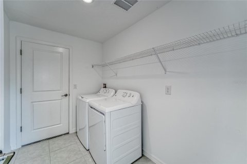 Casa en alquiler en Riverview, Florida, 3 dormitorios, 143.07 m2 № 1918829 - foto 27