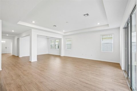 House in Mount Dora, Florida 4 bedrooms, 263.47 sq.m. № 2238095 - photo 6
