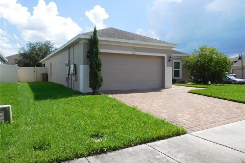 House in Kissimmee, Florida 3 bedrooms, 155.61 sq.m. № 2320937 - photo 6
