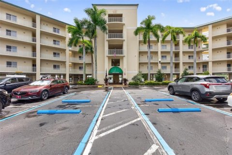 Condo in Saint Petersburg, Florida, 1 bedroom  № 2230443 - photo 5