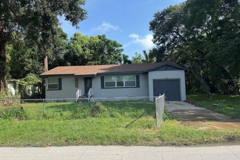House in Orlando, Florida 3 bedrooms, 101.45 sq.m. № 2291736