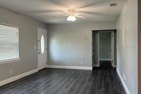 Villa ou maison à vendre à Orlando, Floride: 3 chambres, 101.45 m2 № 2291736 - photo 6