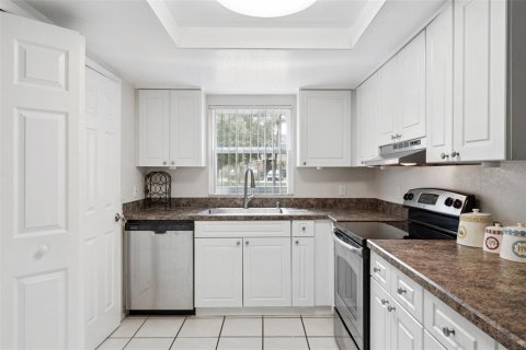 Condo in Orlando, Florida, 2 bedrooms № 2209308 - photo 7