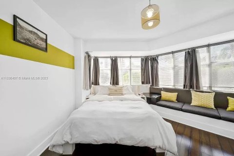 Купить кондоминиум в Майами-Бич, Флорида 3 комнаты, 77.11м2, № 2083869 - фото 17