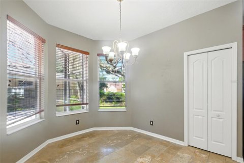 House in Tampa, Florida 4 bedrooms, 238.48 sq.m. № 1663256 - photo 10