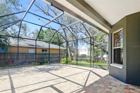 House in Tampa, Florida 4 bedrooms, 238.48 sq.m. № 1663256 - photo 15
