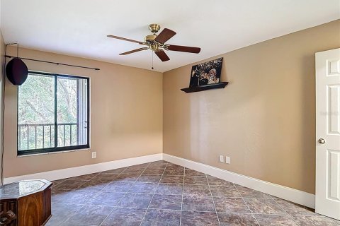 Condo in Temple Terrace, Florida, 2 bedrooms  № 1827940 - photo 28