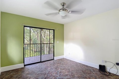 Condo in Temple Terrace, Florida, 2 bedrooms  № 1827940 - photo 23