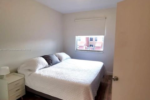 Touwnhouse à vendre à Doral, Floride: 2 chambres, 91.04 m2 № 2053797 - photo 24