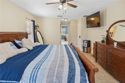 House in Frostproof, Florida 4 bedrooms, 188.22 sq.m. № 1517065 - photo 29