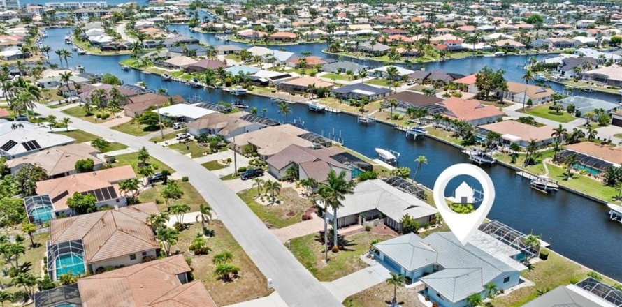 Villa ou maison à Punta Gorda, Floride 3 chambres, 187.38 m2 № 1757996