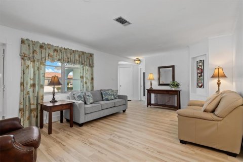 Villa ou maison à vendre à Punta Gorda, Floride: 3 chambres, 187.38 m2 № 1757996 - photo 11