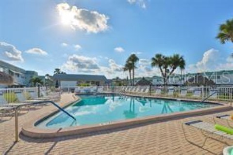Condominio en venta en Saint Petersburg, Florida, 1 dormitorio, 71.07 m2 № 2105012 - foto 21