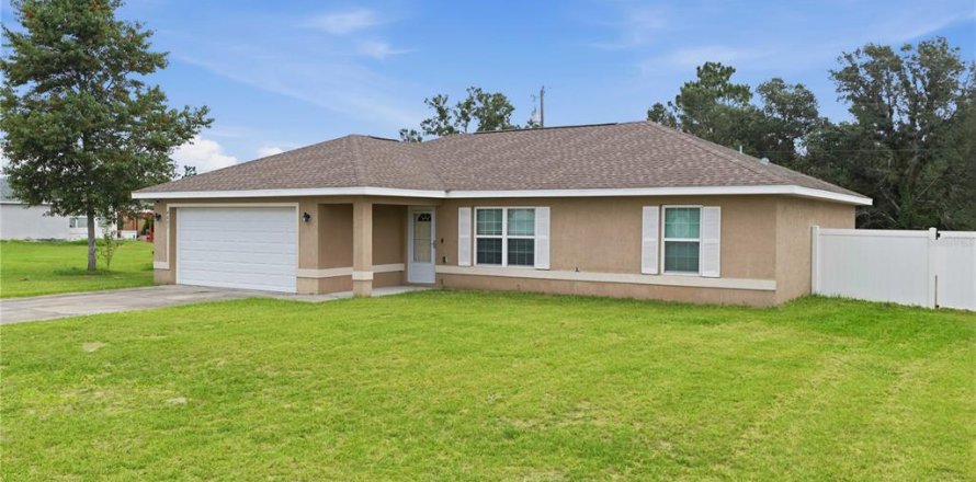 House in Ocala, Florida 3 bedrooms, 123.28 sq.m. № 2107792