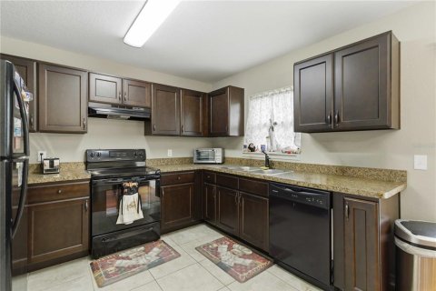 House in Ocala, Florida 3 bedrooms, 123.28 sq.m. № 2107792 - photo 23